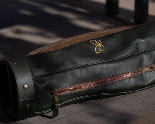 Pizá Golf x Bobby Golf — Heart and Soul pencil bag in Pine Green leather with butterfly icon